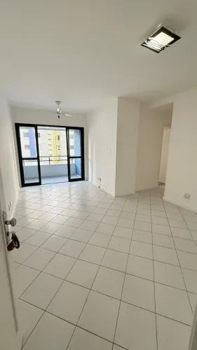Villa Suíça 80m², varanda, sala, climatizado, área de serviço, 3/4, suíte, área de serviço