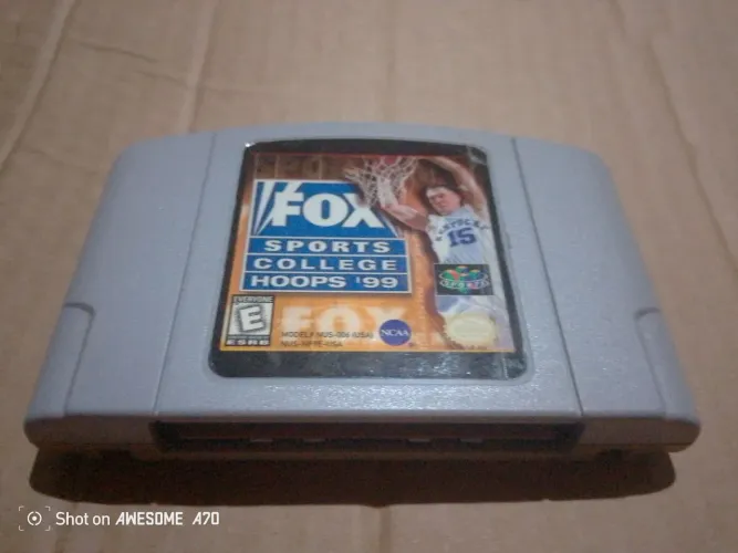 N64 ORIGINAL! Fox Sports College Hoops '99 - Nunca Aberto (RARO)