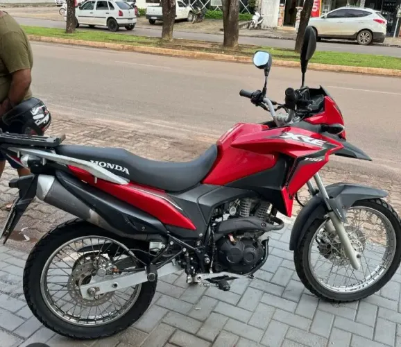 Vendo XRE 190 SEMI NOVA - BEM CONSERVADA