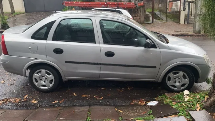 Chevrolet Corsa Sedan 1.8 MPFI Flexpower 8V 4P 2004