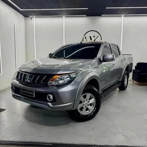 Mitsubishi TRITON GLS 2.4 CD 4X4 TB Diesel Aut. 2020