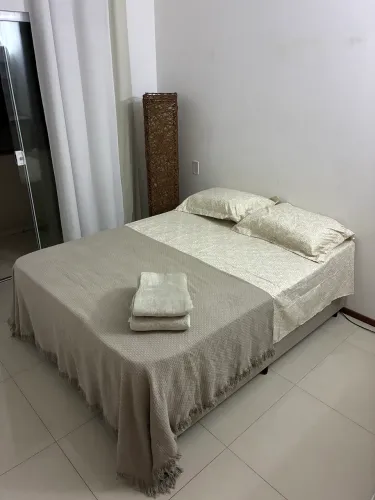 Cama box de casal nova 
