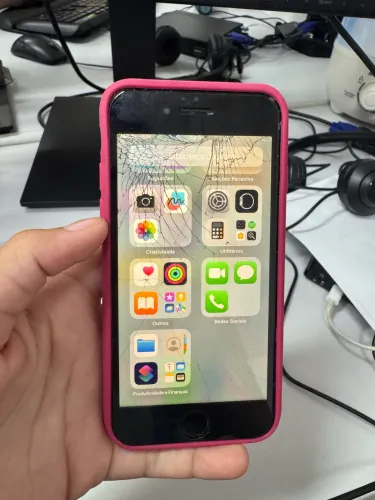 iPhone 8 256GB trincado