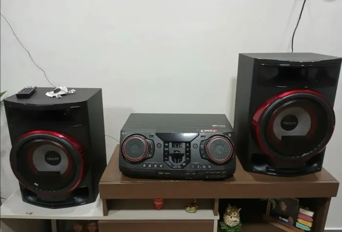Mini System Lg Xboom Bluetooth, 2 entrada pen drive 1 auxiliar