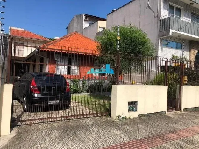 Casa 3 quartos Coqueiros