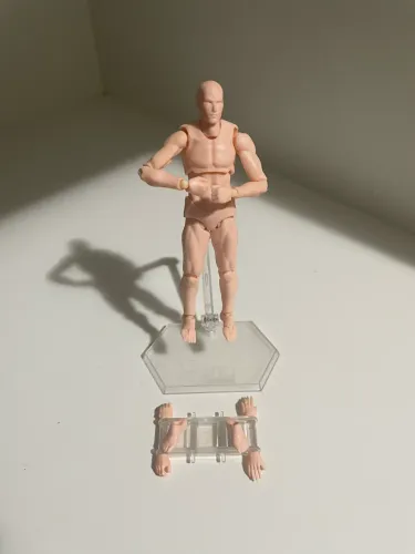 Boneco articulado de desenho de observação masculino Figma