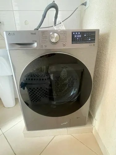 Lava e Seca LG 12kg Inox CV5012PC4 ThinQ ? 7 meses, com nota fiscal.