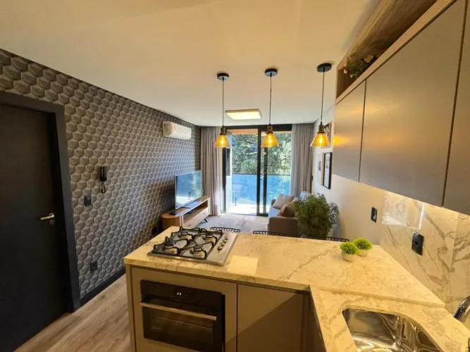 More ou Invista No Centro de Canela: Apartamento 100% Mobiliado com Infraestrutura Complet