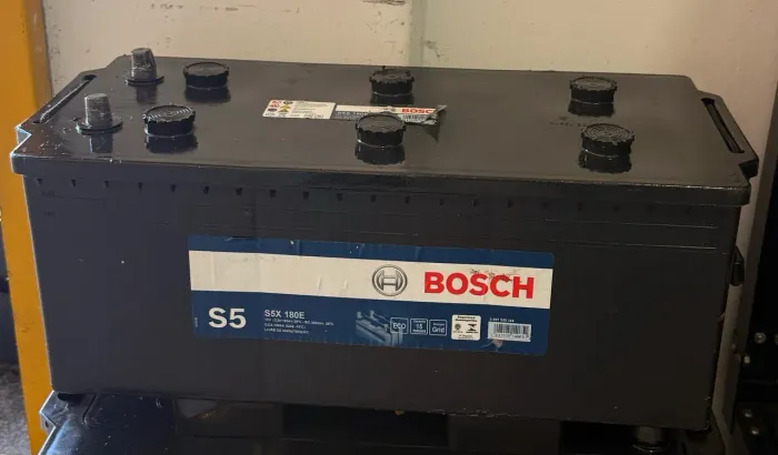 Bateria 180Ah Bosch 2025
