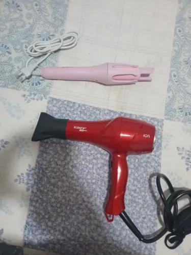Secador e modelador os dois por 50 reais