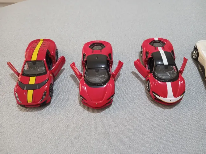 MINIATURA PREMIUM FERRARI 1.64 BUGARO METAL AMORTECEDOR BELO HORIZONTE