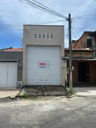 GALPÃO COMERCIAL  Aluga-se galpão comercial com 62m², ideal para depósito, logística, indú