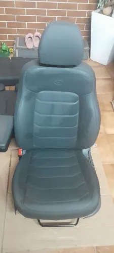 Jogo de bancos do Hb20 2025 em couro cinza novos
