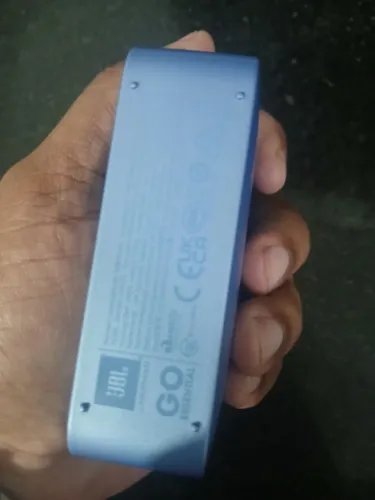 VENDO CAIXA DE SOM JBL GO