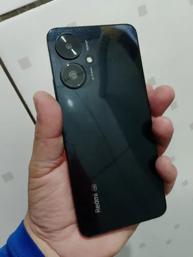 Redmi 13C 5G 128 gb 6+4 Ram ? 400$$
