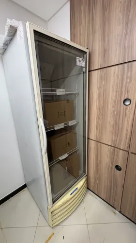 Expositora refrigeradora 570 L