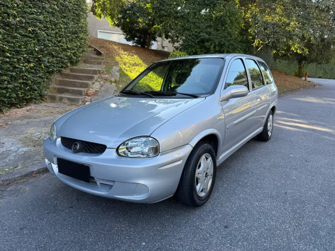 Chevrolet Corsa Wagon Super 1.0 MPFI 16V 2001