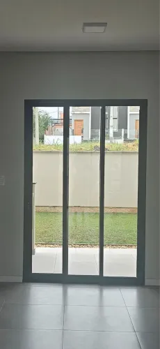 Porta 03 Folhas Móveis 1.40 X 2.10 - Linha suprema