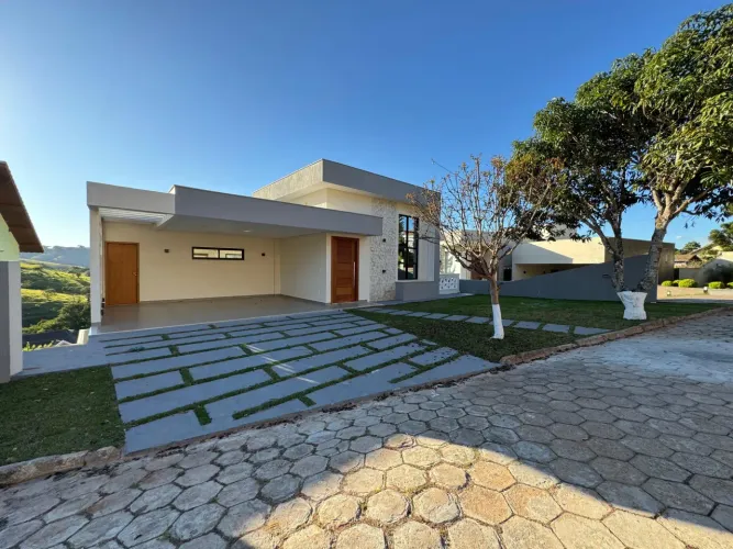 VENDA ou ALUGUEL  Casa em condomínio fechado de 03 suítes!!!