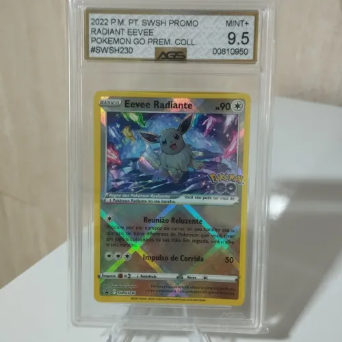 Carta Pokémon Eevee Graduada