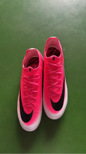 Chuteira Nike
