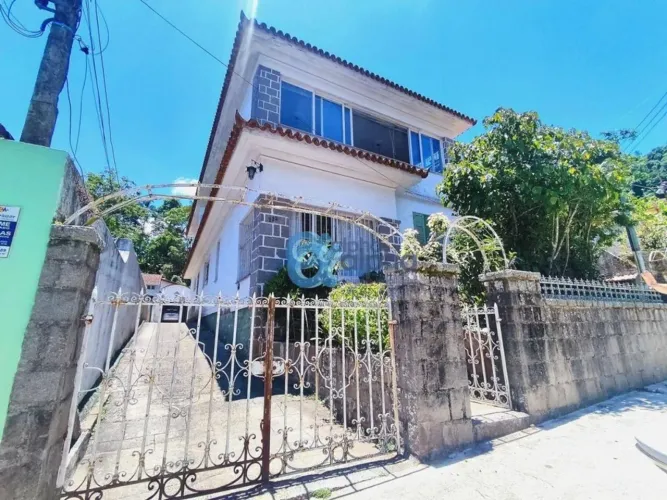 Casa Comercial ou Residencial para Locação- Centro - Petrópolis/RJ