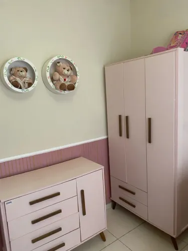 Jogo de quarto de bebê( Os dois por 600,00)