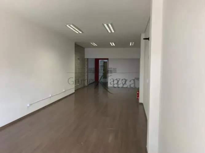 Ponto Comercial - Jardim Satélite - 80m².