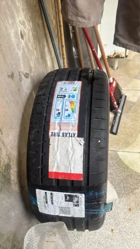 Vendo Pneu Atlas Tire Sport Green AM520 aro 19