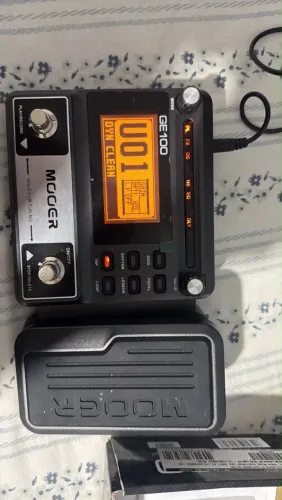 Pedaleira ge100