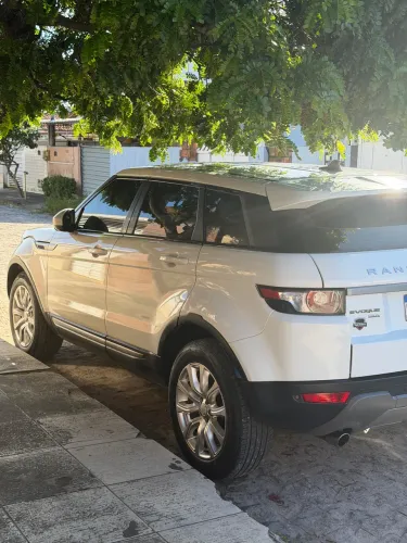 Land Rover Range Rover Evoque Pure 2.0 Aut. 5P 2014