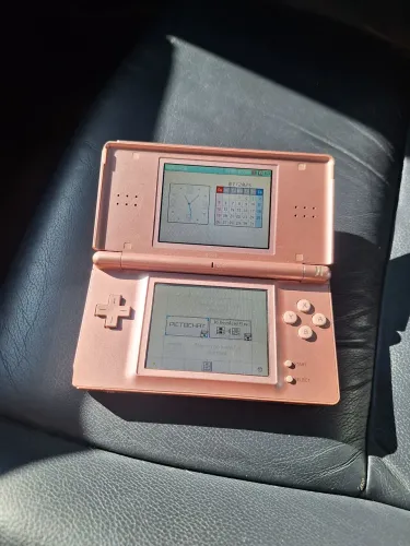 Nintendo DS Lite