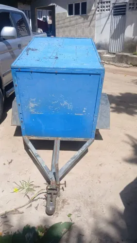 Vendo Reboque de carro e moto