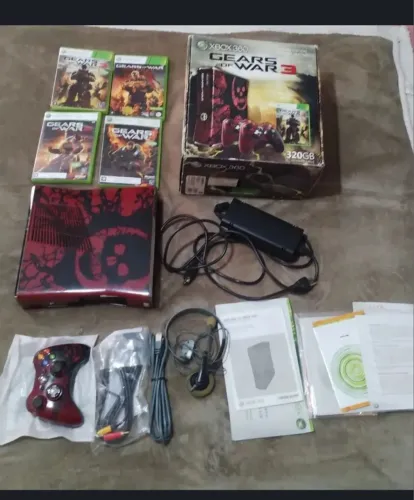 Vendo Xbox 360 edição especial limitada