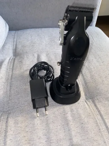 Máquina de corta cabelo Kemei-2296