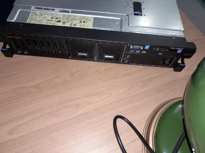 Servidor de rack IBM System x3650 M4
