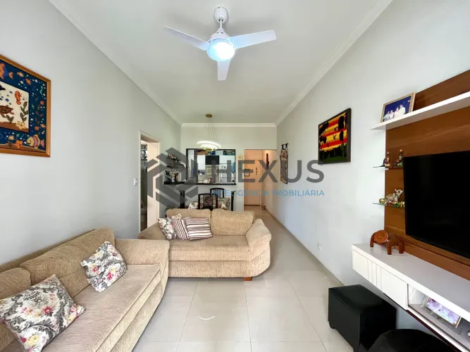 Apartamento com varanda vista mar a 1 quadra da praia nas Pitangueiras, Guarujá
