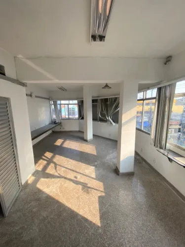 Sala comercial no Centro de São João de Meriti - RJ