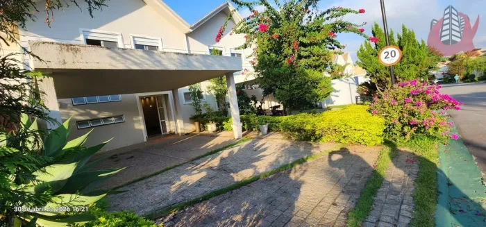 Casa para Locação em Santana de Parnaíba, Alphaville, 3 dormitórios, 1 suíte, 4 banheiros,