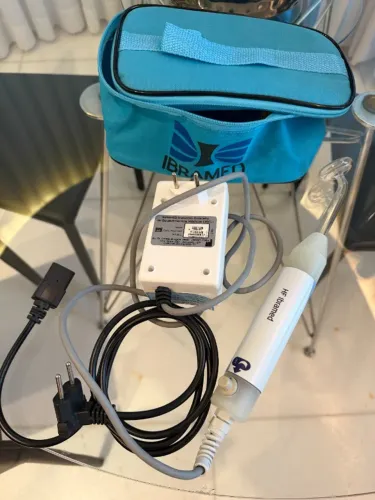 HF Ibramed Alta Frequência Portátil - Ótimo Estado, com Bolsa e Eletrodos