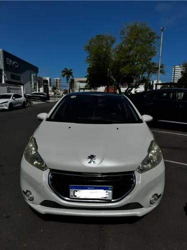 Peugeot 208 Griffe 1.6 Flex 16V 5P Aut. 2015