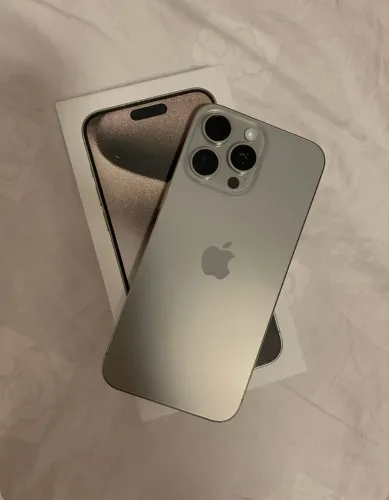 iPhone 15 PM