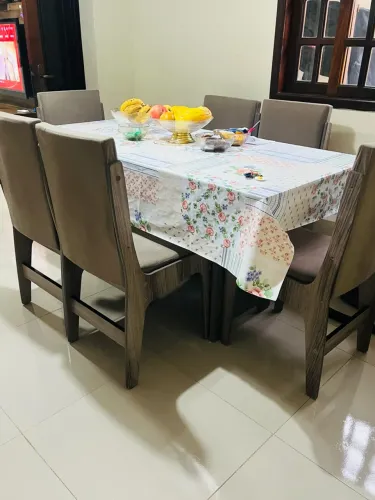 Mesa 6 Cadeiras com tampa de vidro