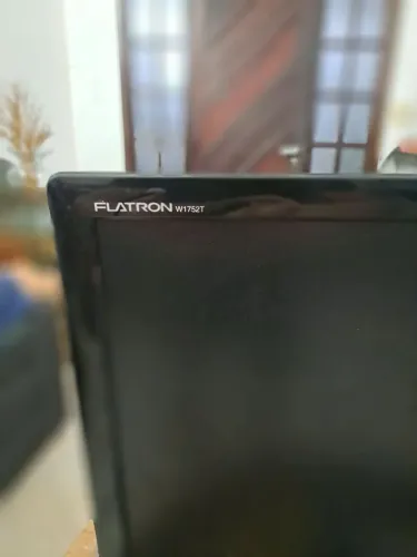 Monitor LG W1752T