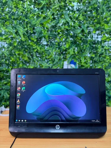 All in One HP HP 18-100br Processador AMD E1 - 1200 1,4Ghz 6GB DDR3 256GB SSD