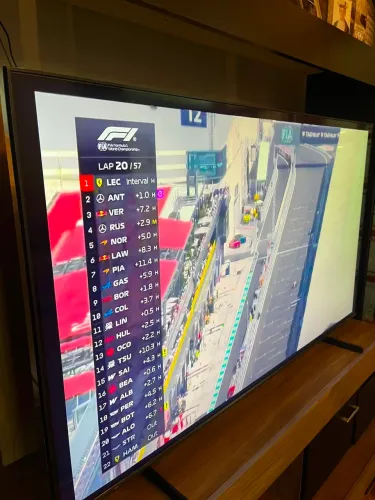 Samsung Smart TV 50" QLED 4K Q60D