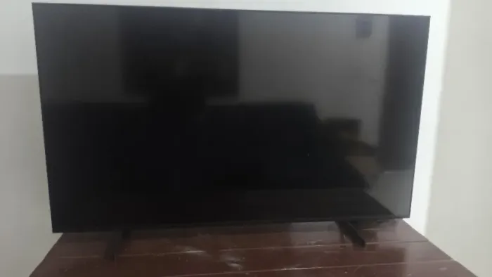 TV Samsung 50" Crystal