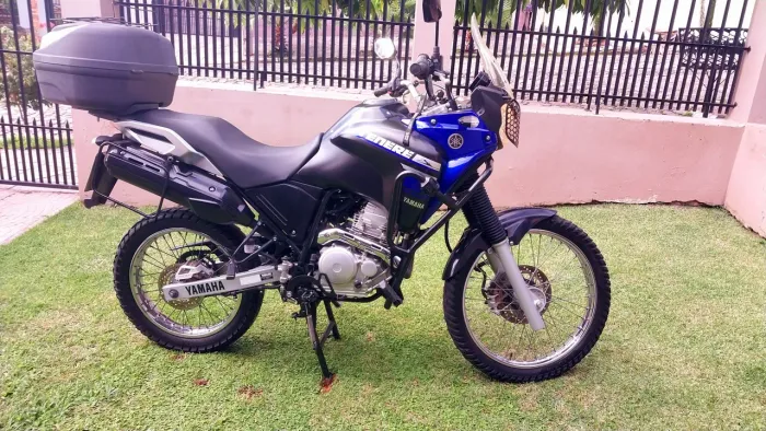 Tenere 250