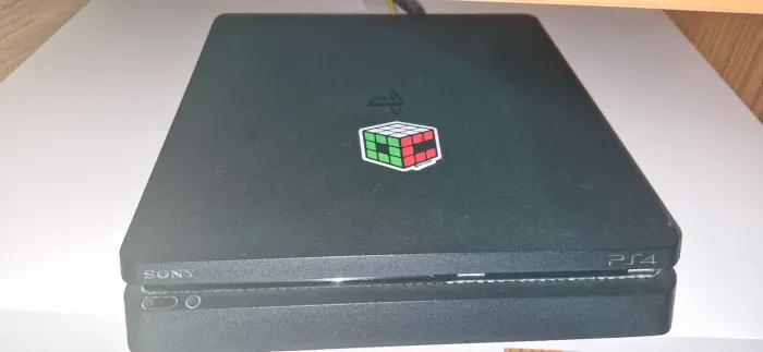 PlayStation 4 (2013)