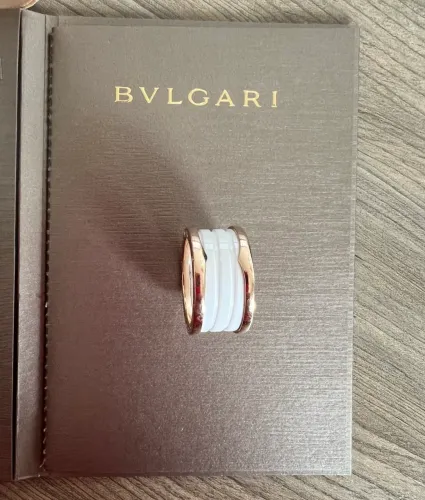 Anel Bvlgari B.zero1 - Cerâmica branca